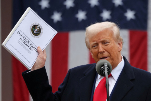 2025-05-29T161224Z_2_LYNXNPEL4S0QE_RTROPTP_4_USA-TRUMP-TARIFFS
