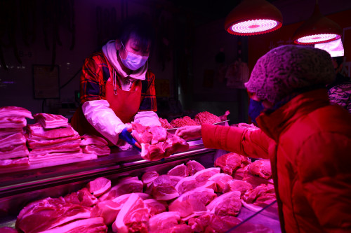 2025-06-13T152542Z_1_LYNXMPEL5C0U5_RTROPTP_4_CHINA-ECONOMY-GDP-1