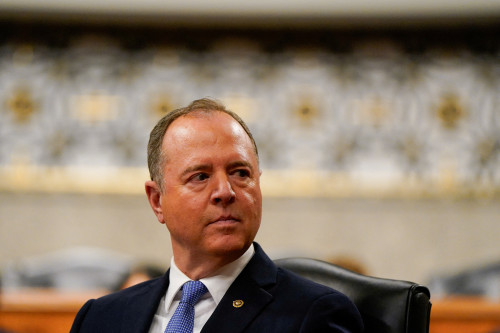 2025-07-15T204633Z_2_LYNXMPEL6E0VX_RTROPTP_4_USA-TRUMP-SCHIFF